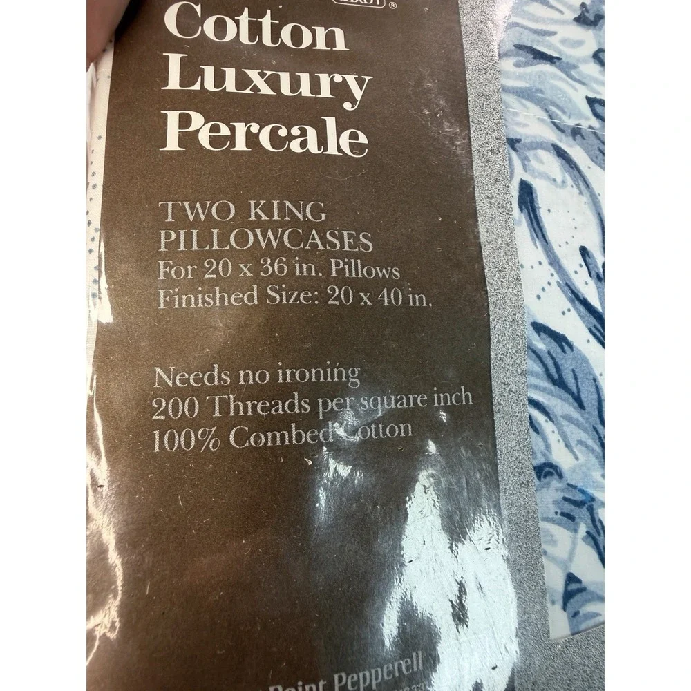 West Point Pepperell 4 - King Size Pillowcases Combed Cotton Whit Blue Floral
